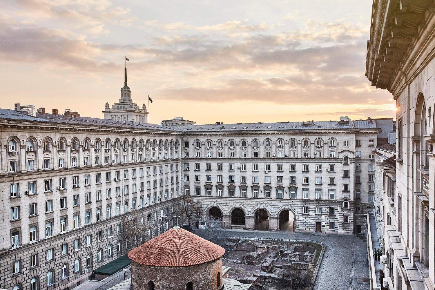 Sofia Balkan Palace Exterior photo The headquarters of the Bulgarian National Bank in Sofia